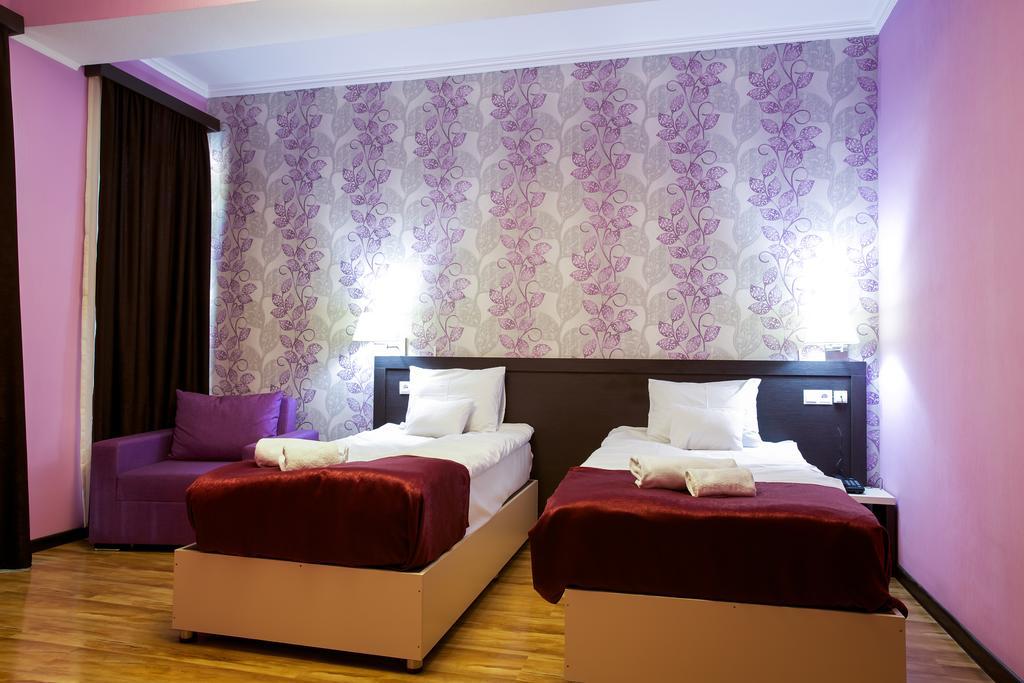 The One Boutique Hotel Tbilisi Exterior photo