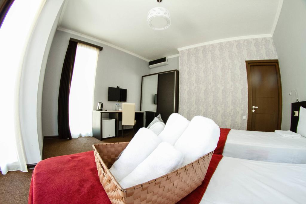 The One Boutique Hotel Tbilisi Exterior photo
